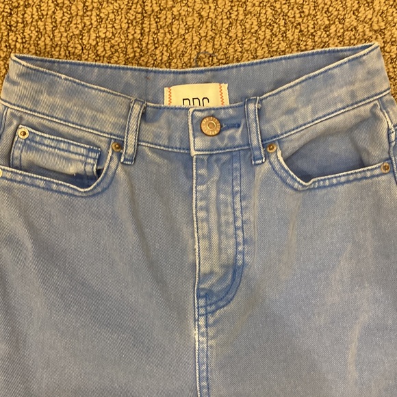 Urban outfitters blue straight leg jeans - Picture 2 of 3
